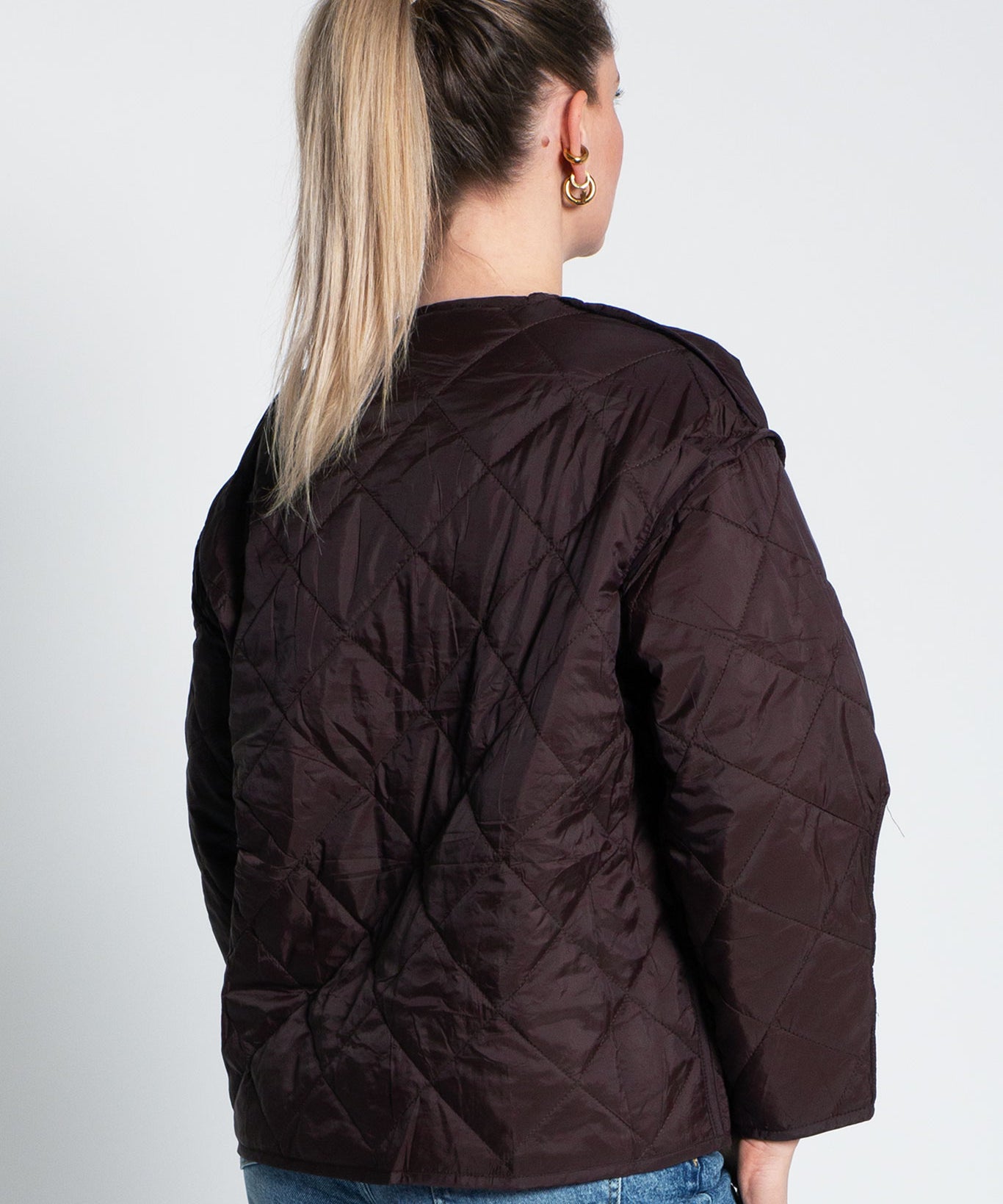 Steppjacke mit Knopfleiste Kastanienbraun von hinten