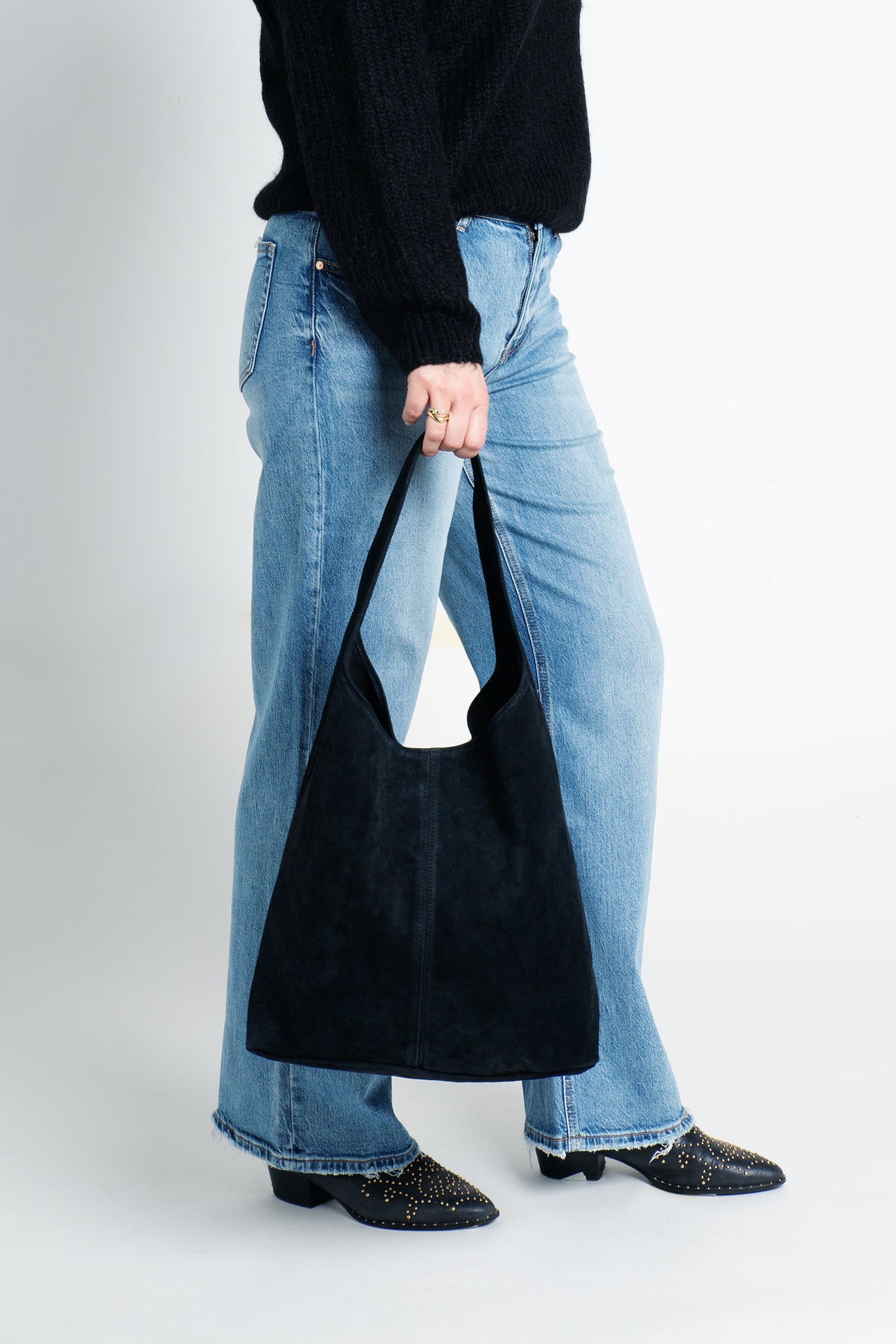 Wildleder Tasche mit Schulterriemen und Pochette Schwarz seitlich