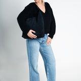 Wildleder Tasche mit Schulterriemen und Pochette Schwarz am Model