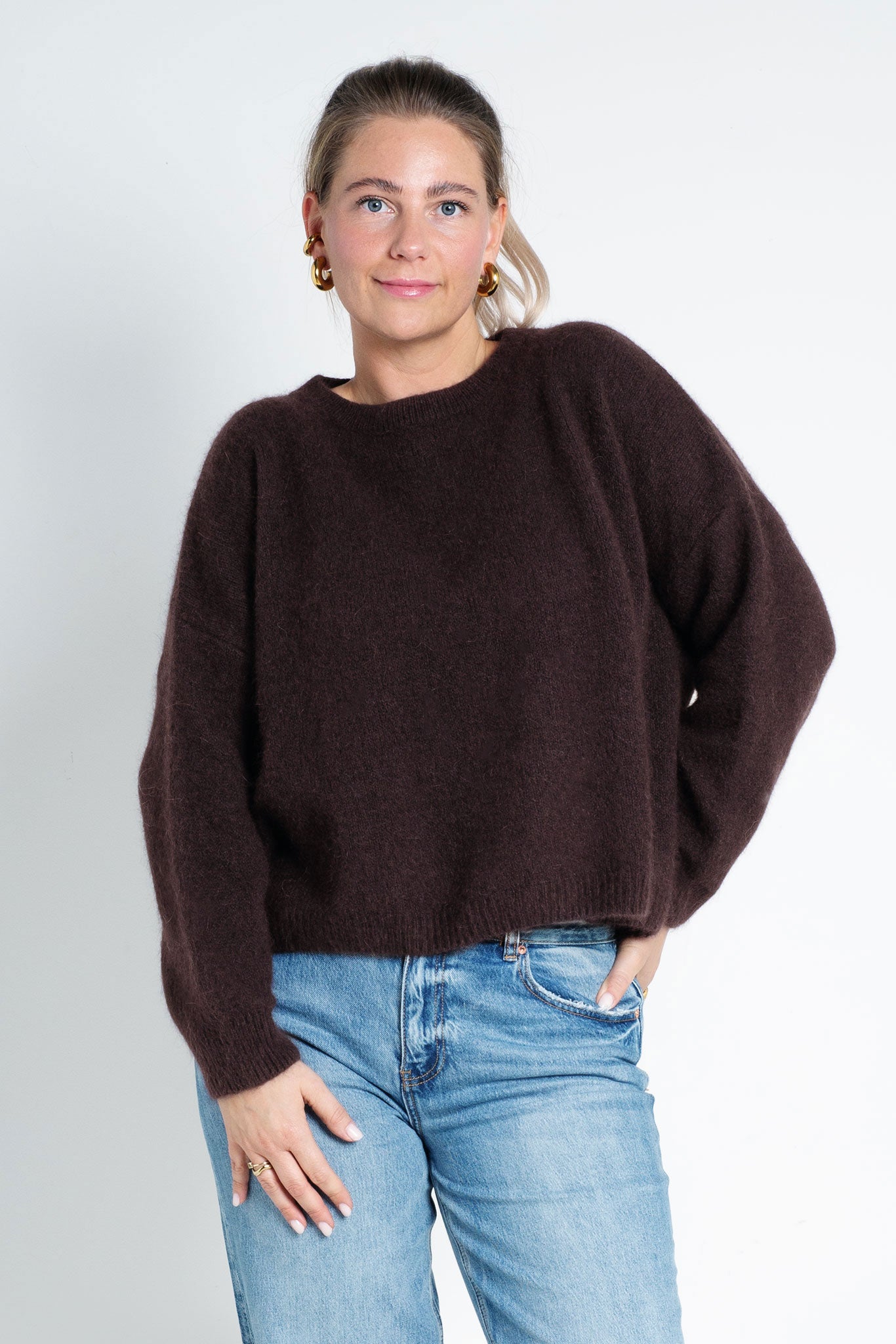 Strickpullover mit Rundhals Kuschelweich Dunkelbraun von vorne