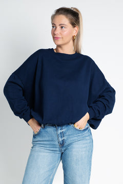 Sweater Oversized mit Bund Dunkelblau Navy von vorne