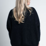 Strickpullover Oversized mit Rundhals Schwarz von hinten