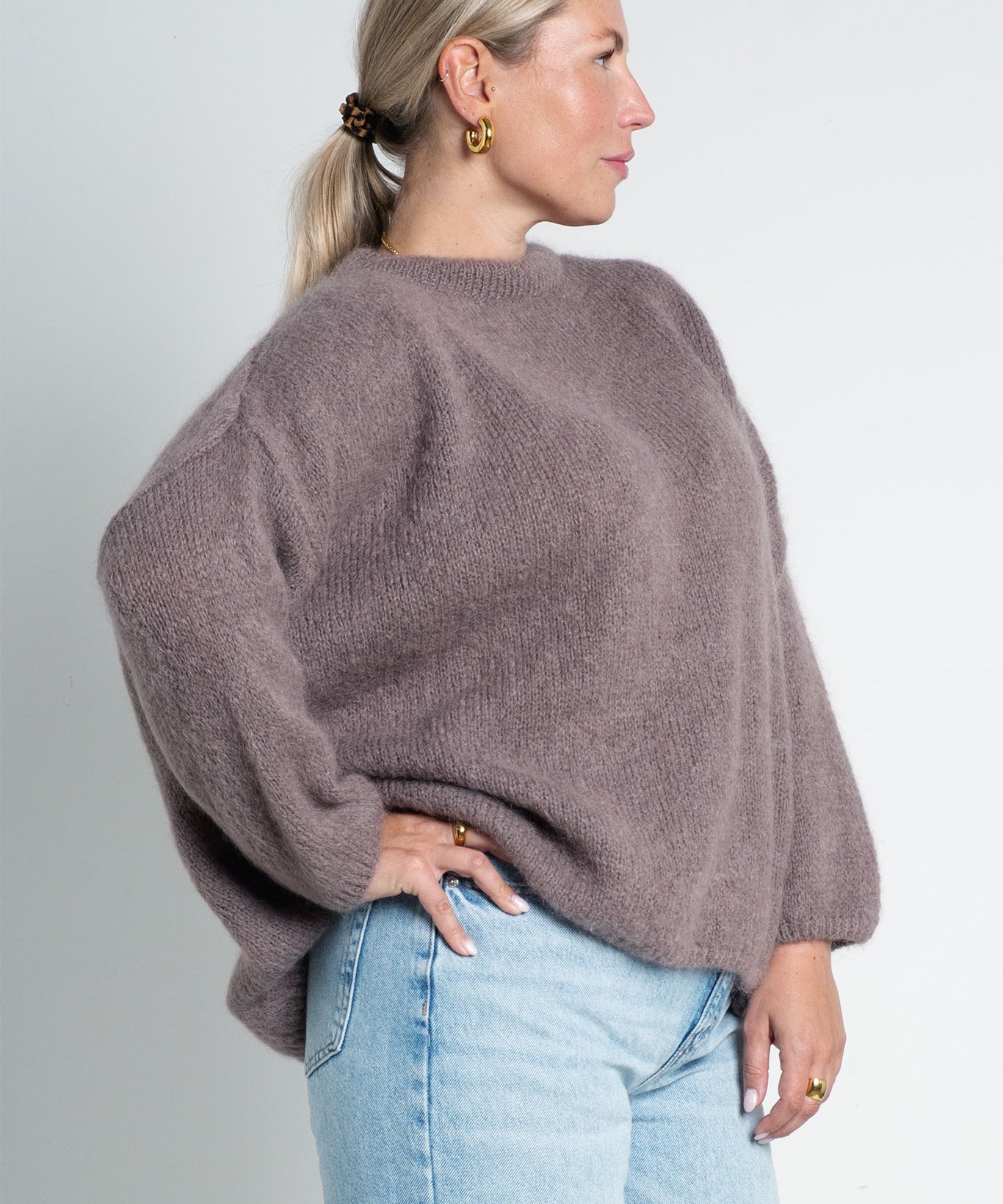 Strickpullover Oversized mit Rundhals Taupe von vorne