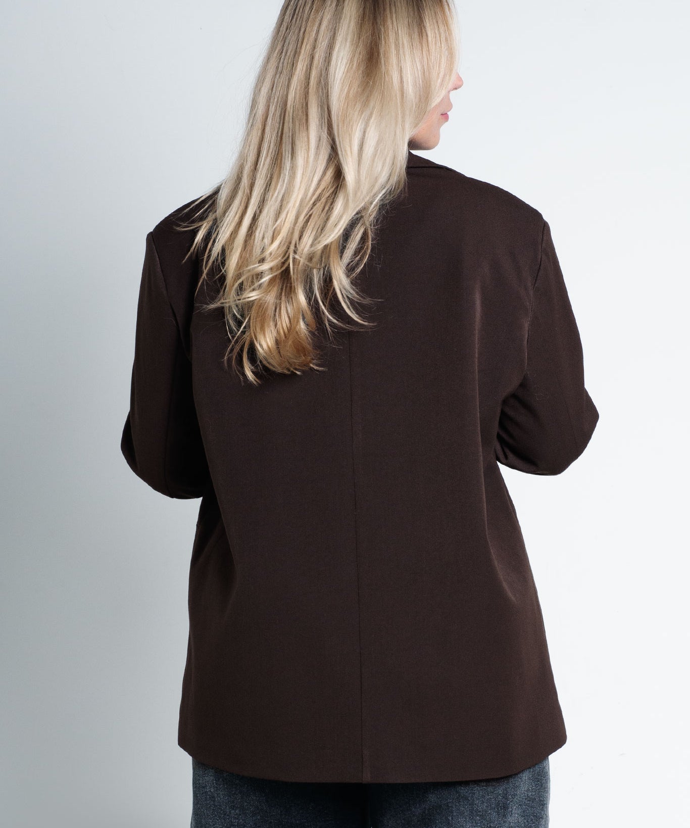 Blazer Oversized mit leichten Schulterpolstern Basic Dunkelbraun von hinten
