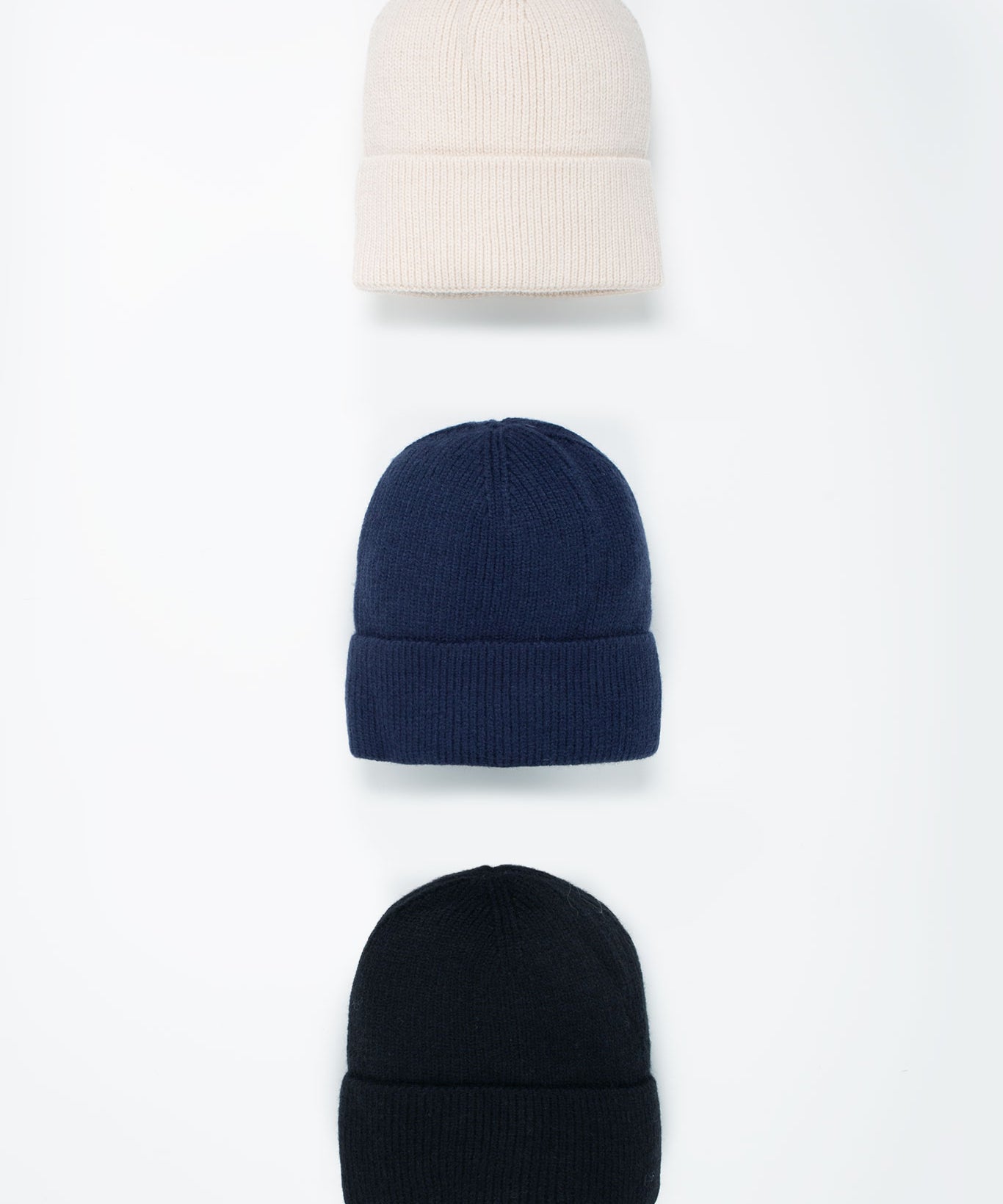 Beanie-Mütze mit Rippenstrick Schmal Schwarz alle Farben