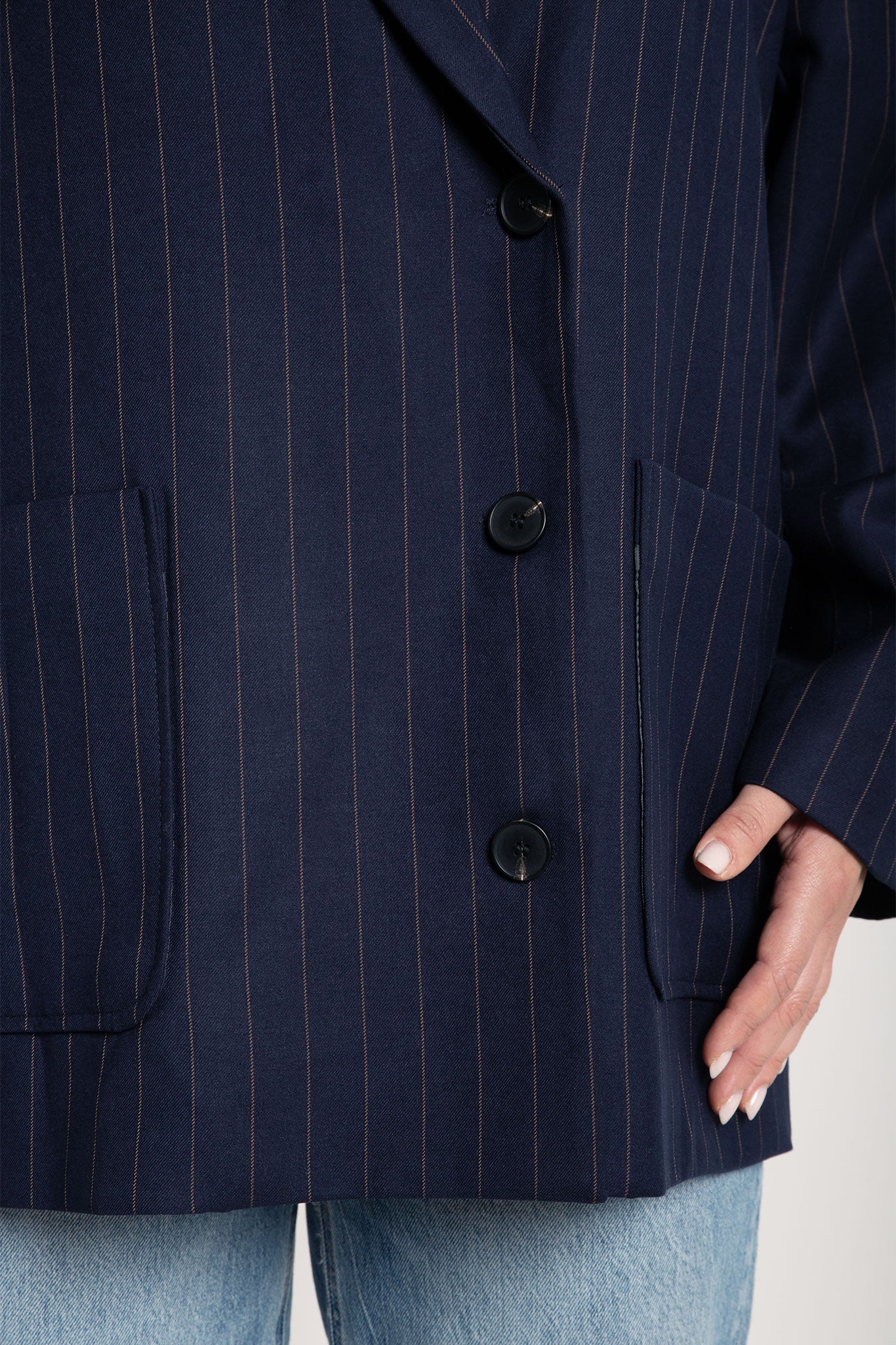 Blazer Oversized mit Nadelstreifen & leichten Schulterpolstern Dunkelblau Navy im Detail