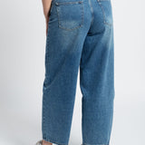 Jeans Ultra High Waisted Balloon Fit mit Gürtel Dunkelblau von hinten