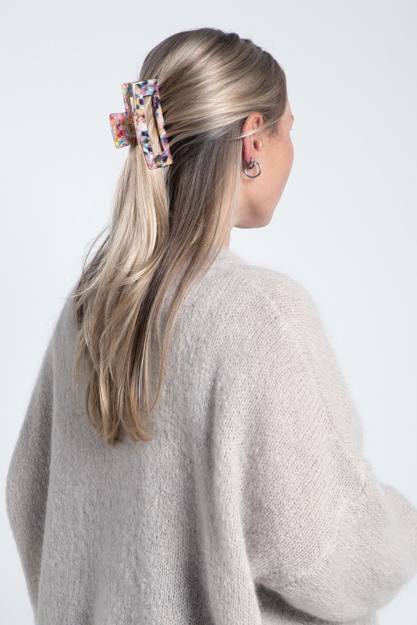 Haarklammer Groß Eckig Bunt Multicolor am Model