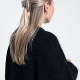 Haarklammer Groß Eckig Glitzersteine Dunkelgrau am Model