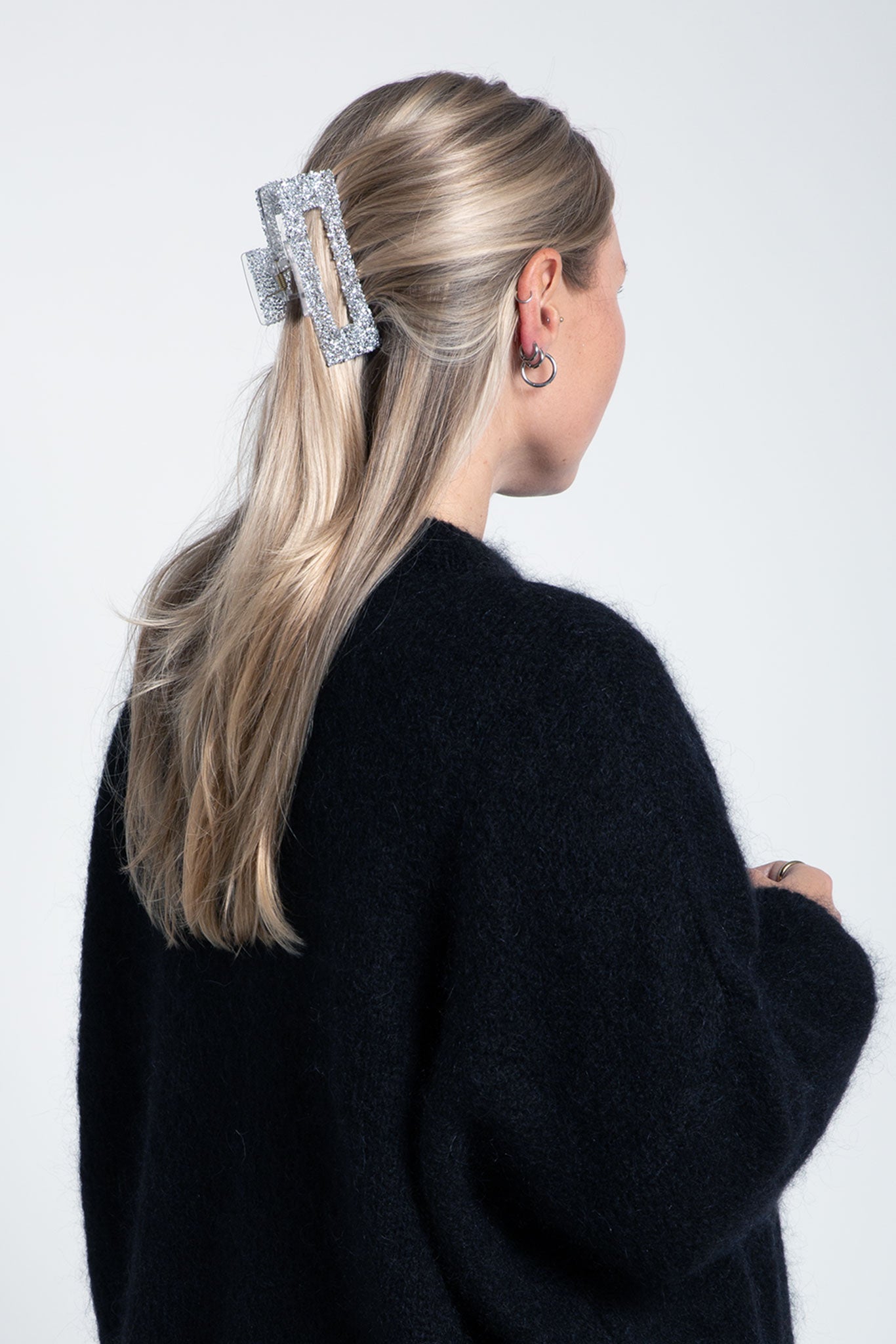 Haarklammer Groß Eckig Glitzersteine Silber am Model