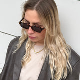 Sonnenbrille kleine eckige Gläser Close Havanna