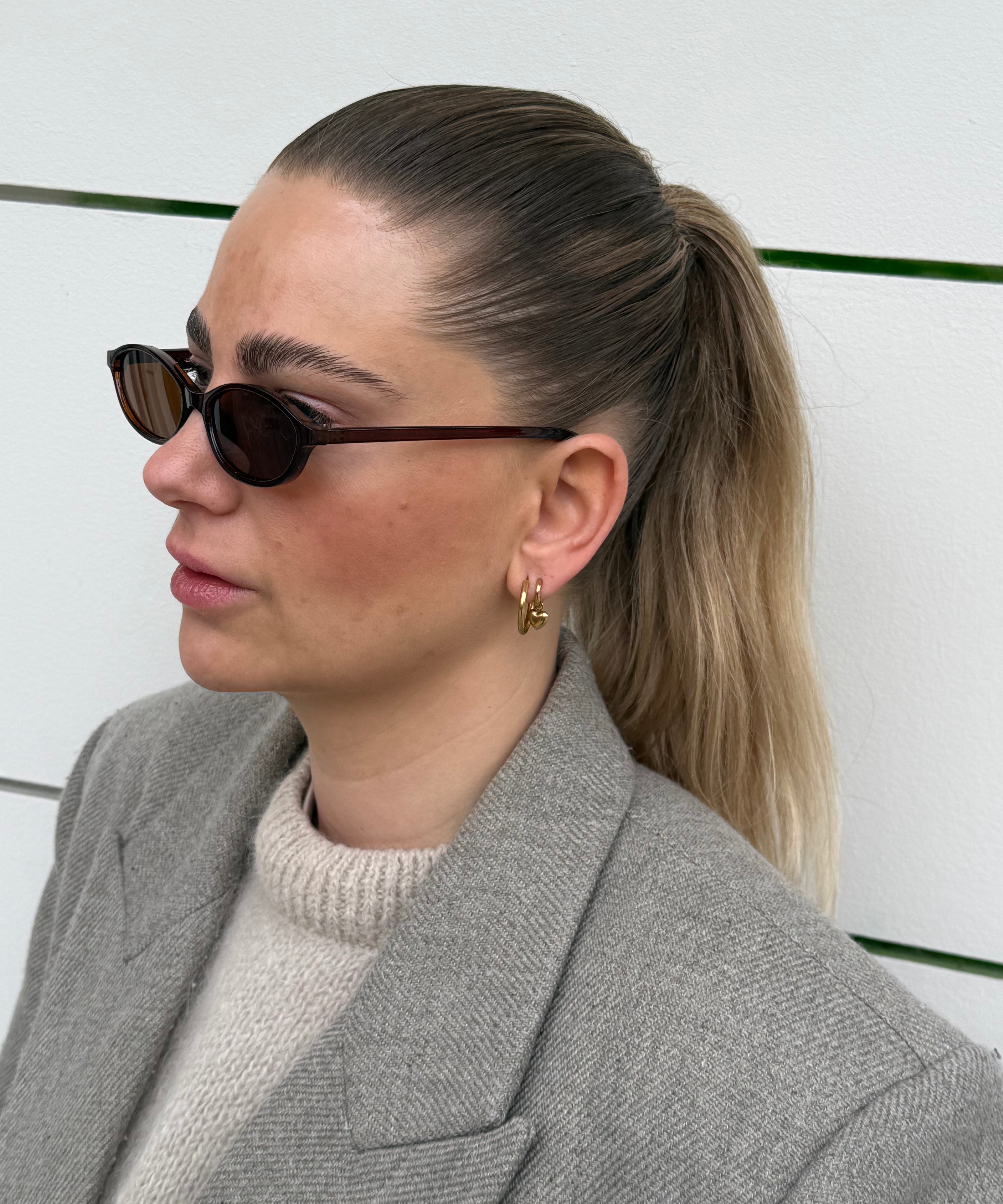 Sonnenbrille kleine ovale Gläser Braun Close 