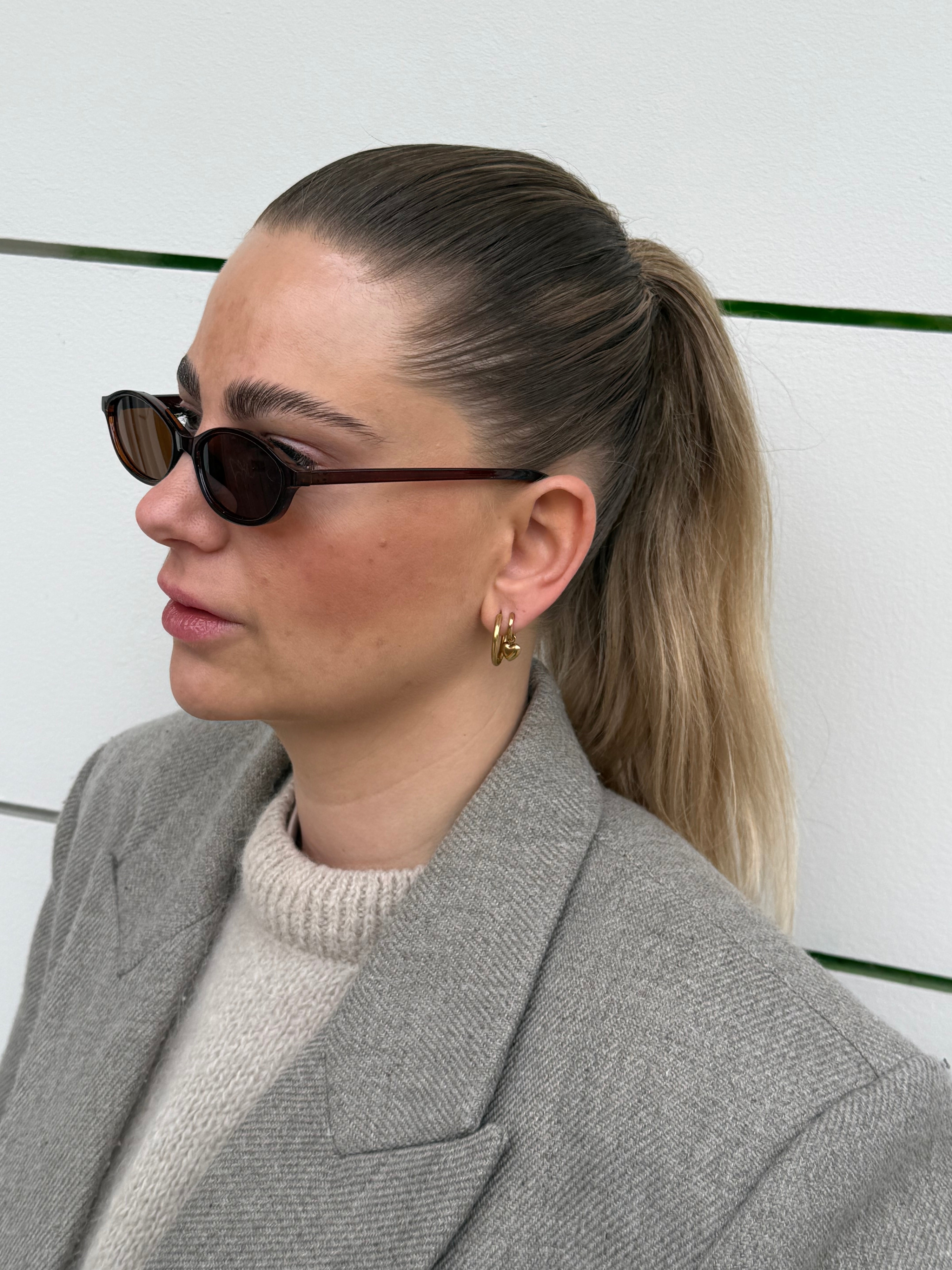 Sonnenbrille kleine ovale Gläser Braun Close 