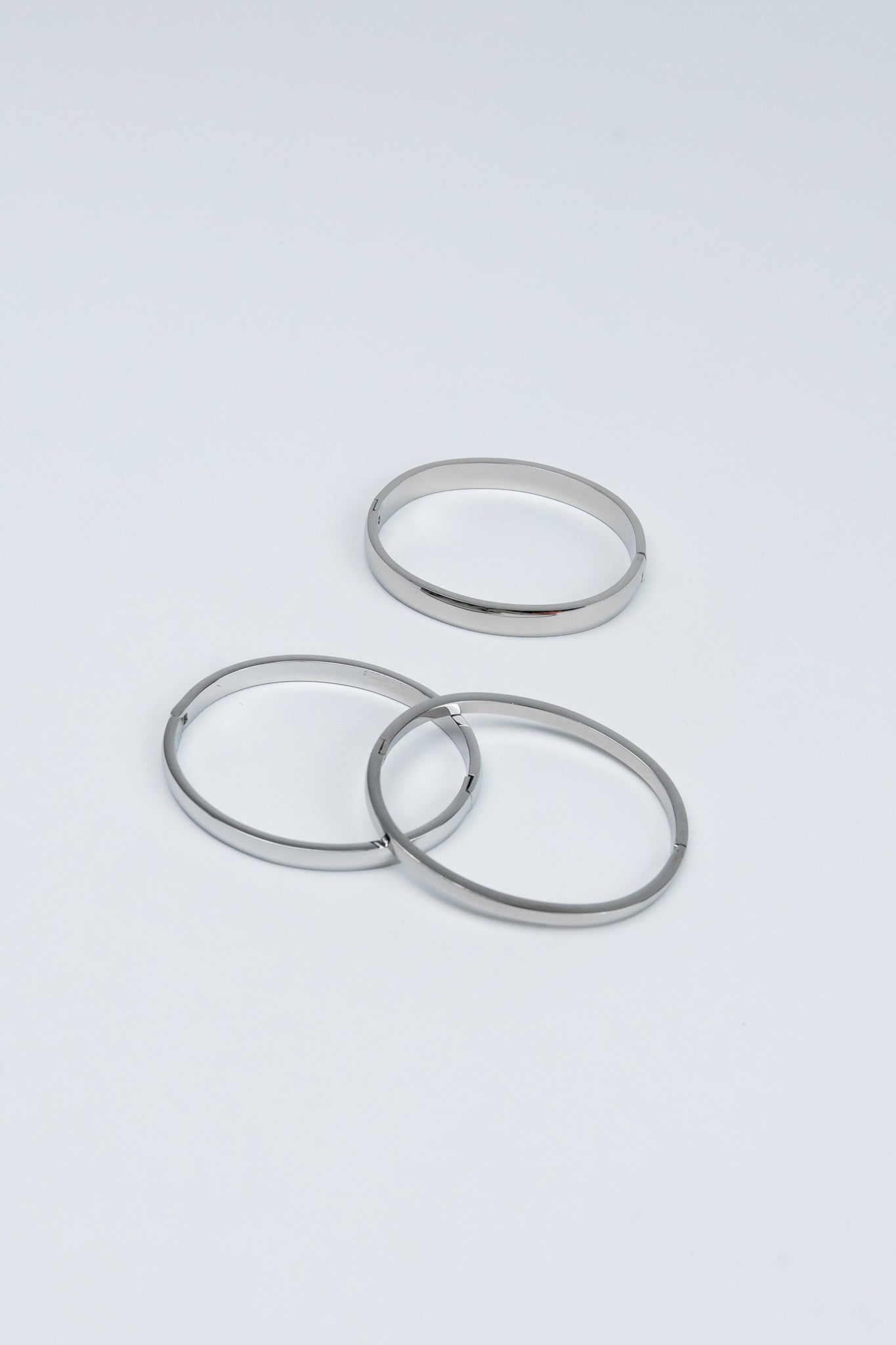 Armreif Medium mit Verschluss aus Edelstahl Silber alle Modelle