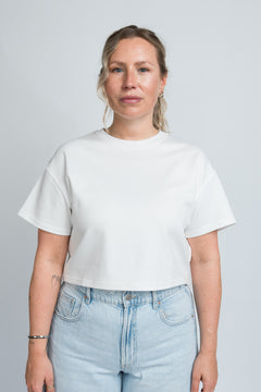 Crop Shirt Oversized Weiß von vorne