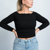 Langarmshirt mit Wellenkante Schwarz von vorne 
