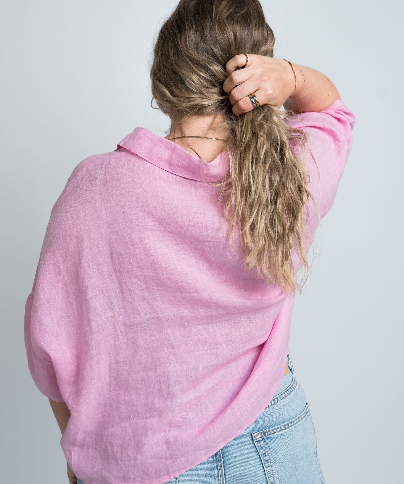 Leinenbluse Rosa Damen mit Kragen von hinten