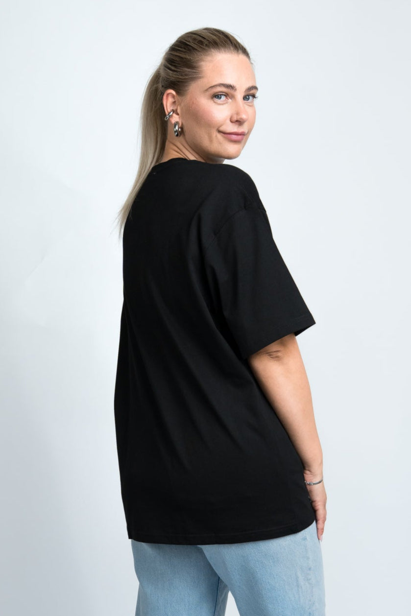 Oversized T-Shirt Basic Schwarz seitlich