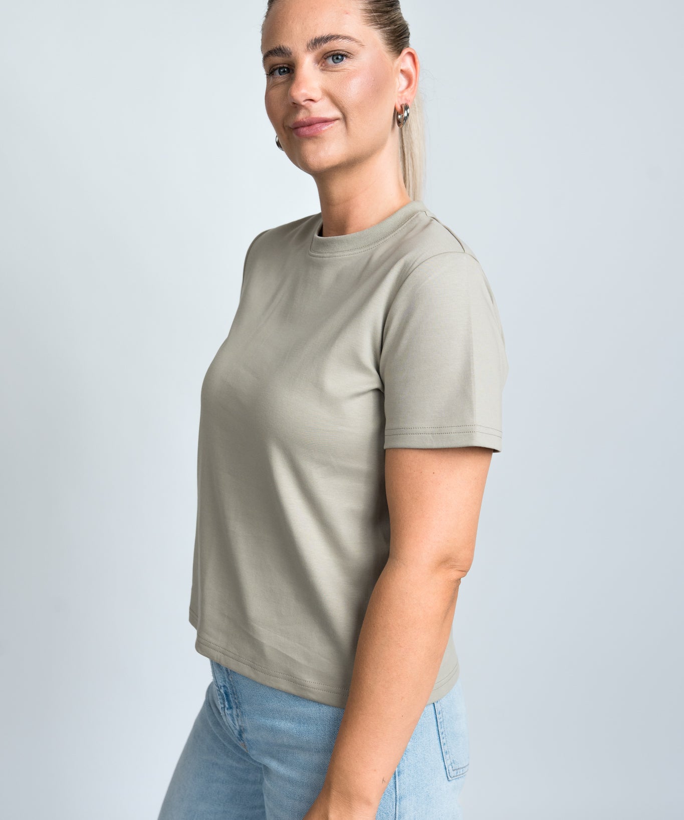 T-Shirt Kastig Mittellang Grün von vorne