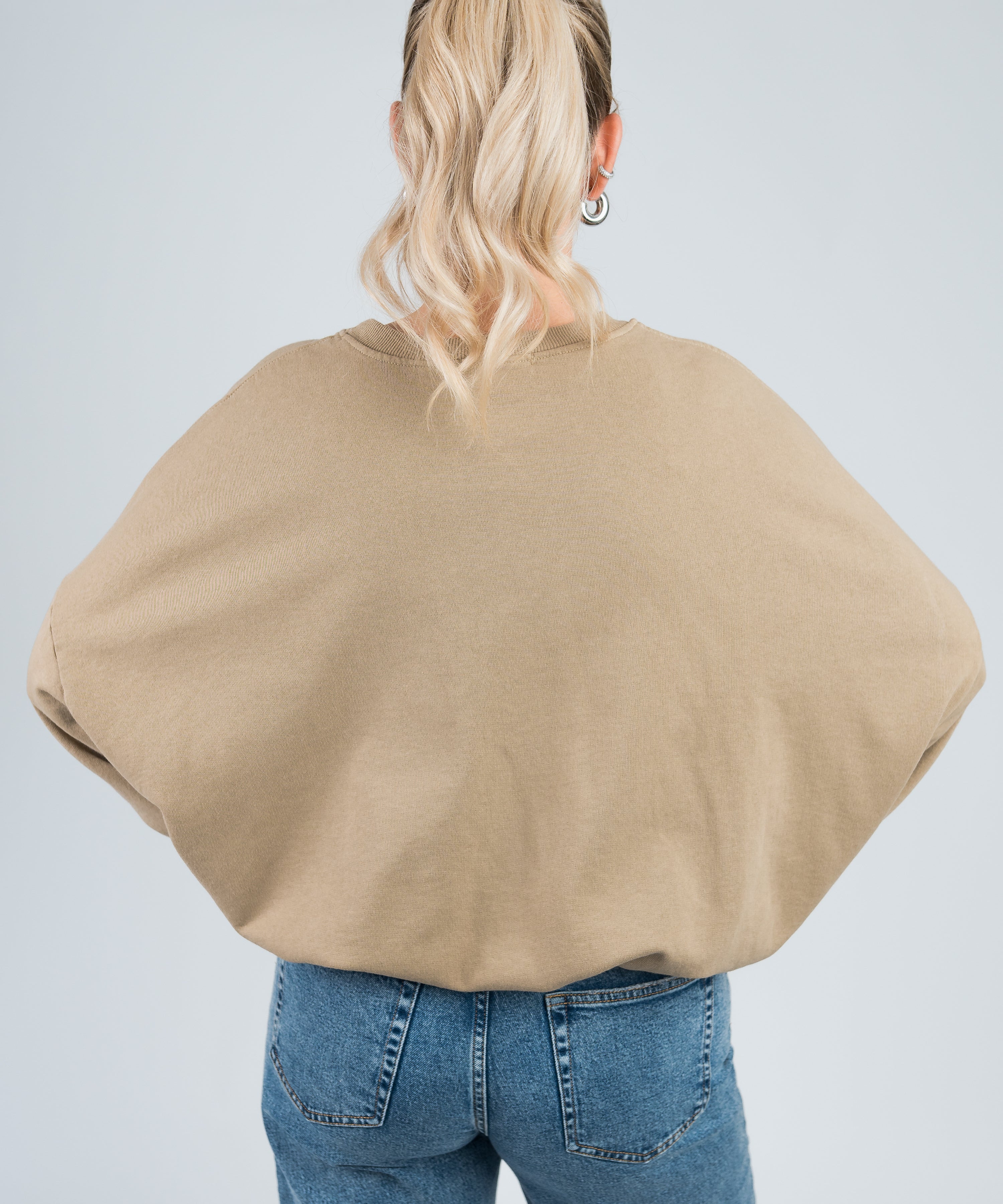 Sweater Oversized mit Bund Hellbraun Beige von hinten