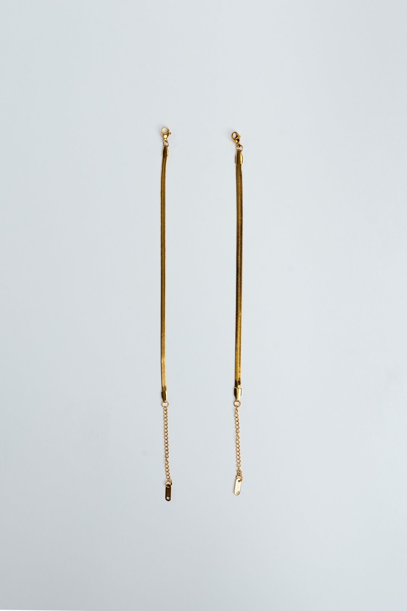 Armband Minimalistisch Schlangenglieder 3 mm Gold ohne Model