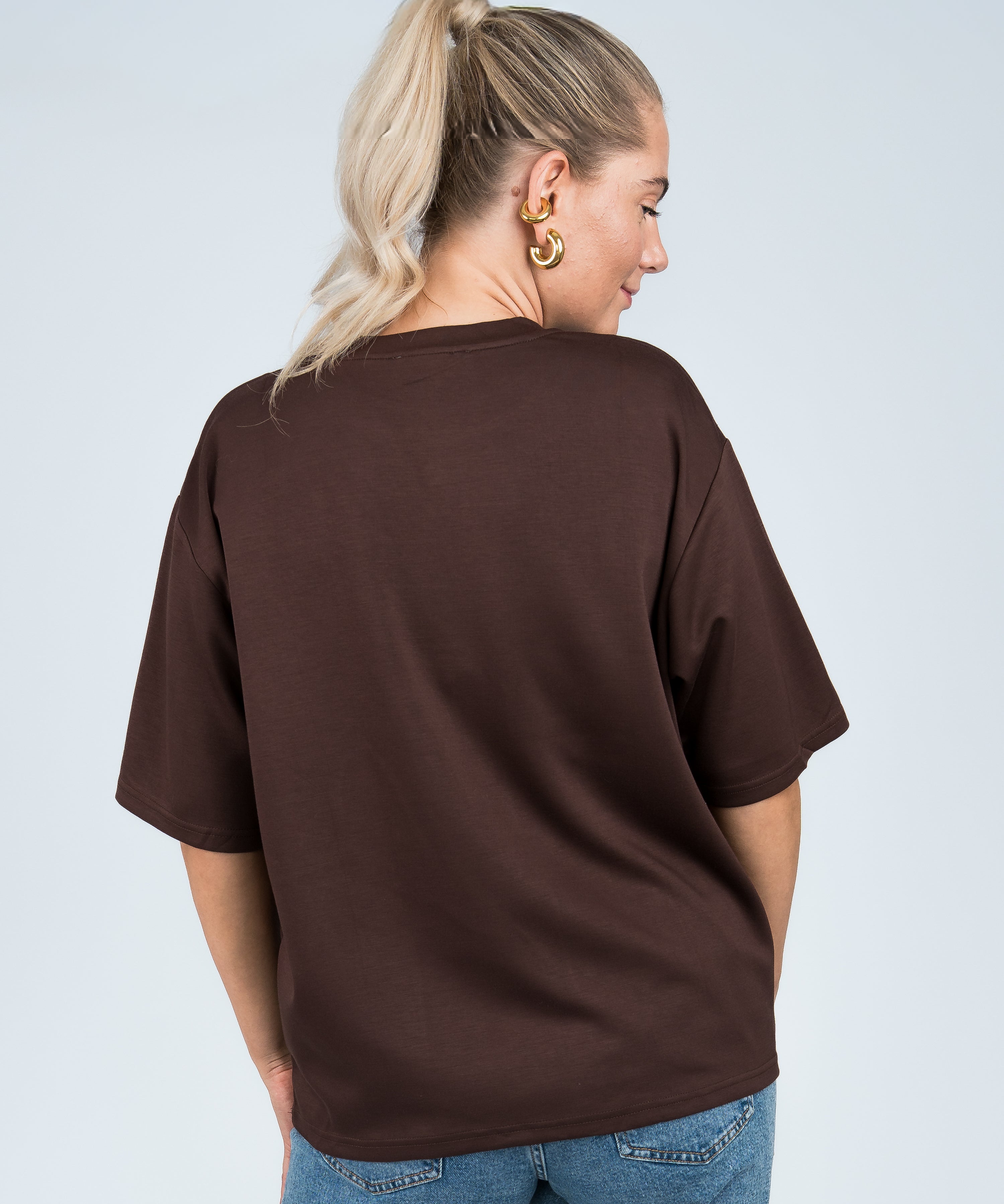 Oversized T-Shirt Viskose Dunkelbraun von hinten