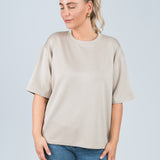 Oversized T-Shirt Viskose Beige von vorne