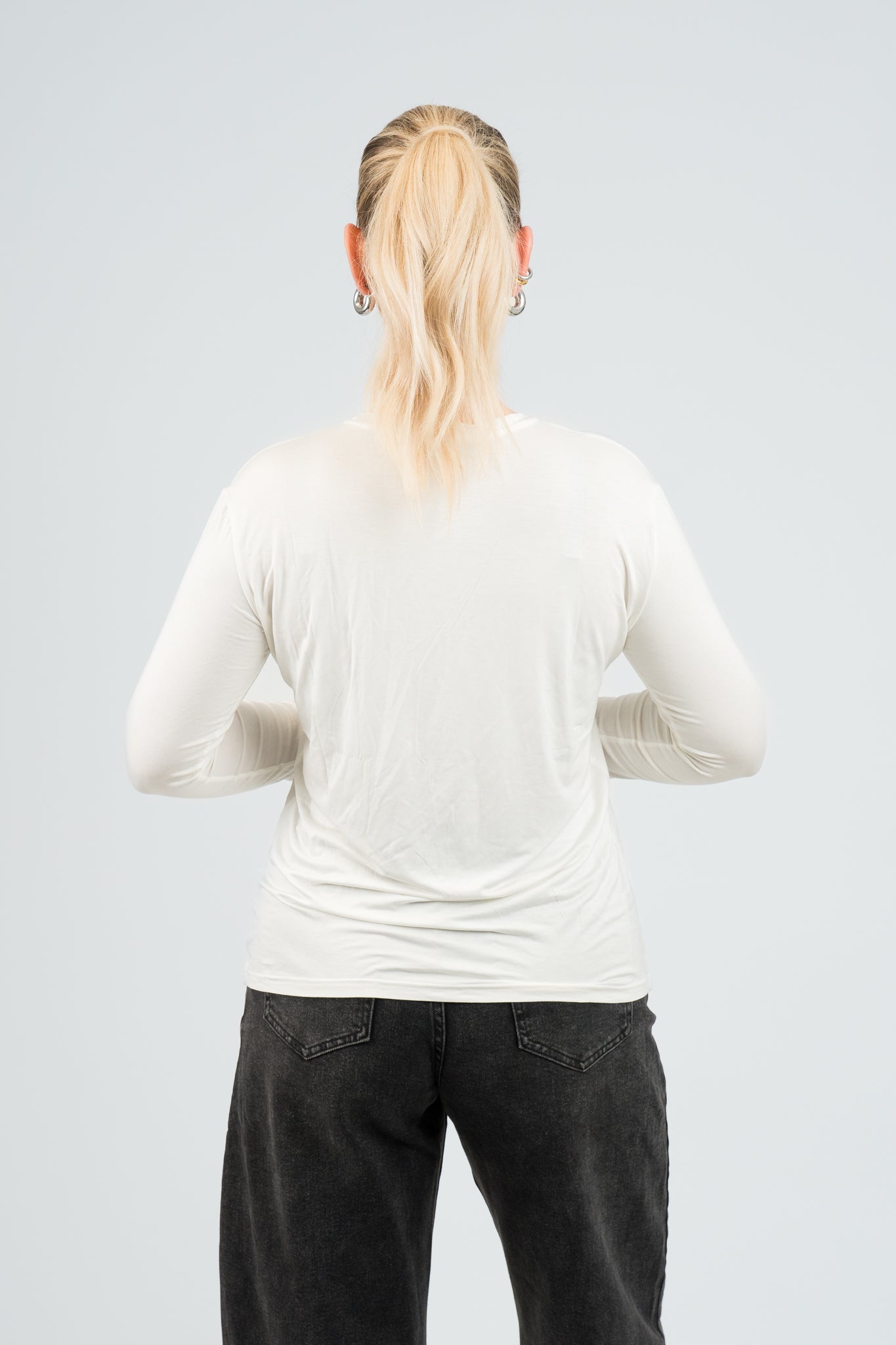 Langarmshirt Weiß von hinten