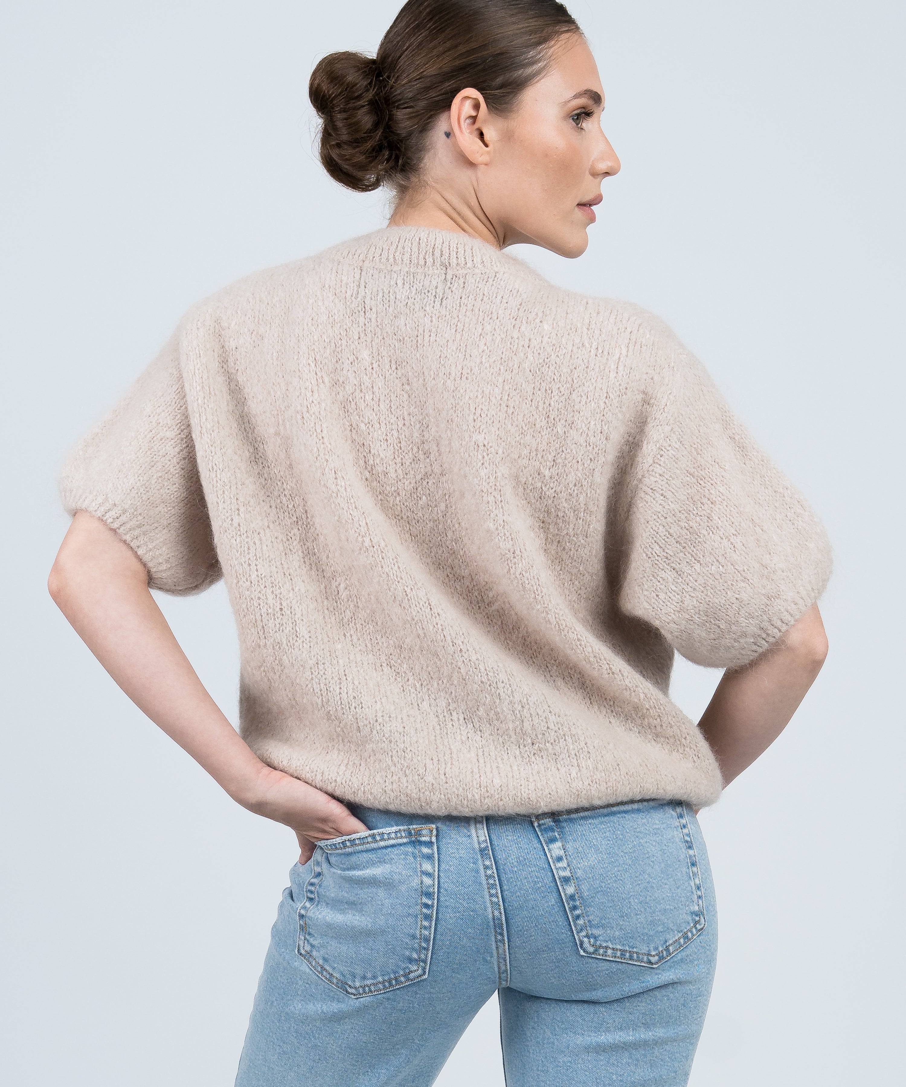 Strickpullover Rundhals mit Puffärmeln Beige von hinten