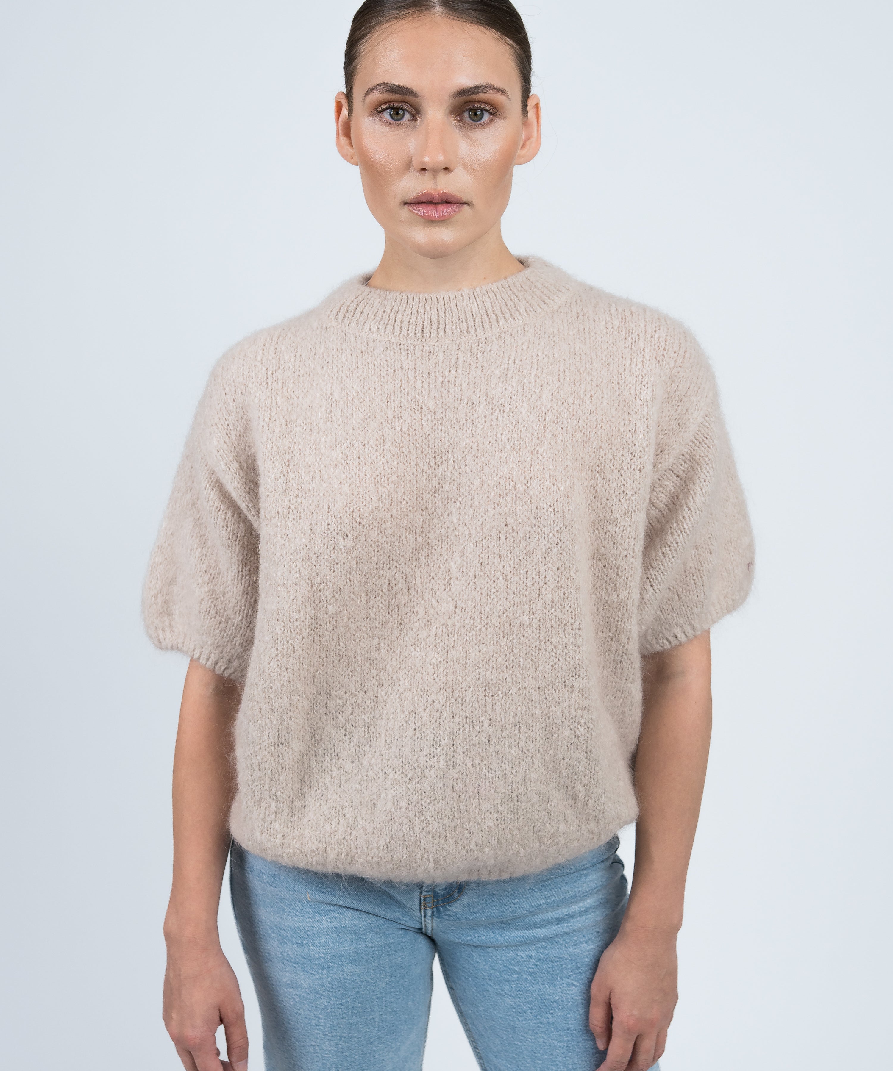 Strickpullover Rundhals mit Puffärmeln Beige von vorne