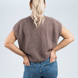 Strickweste mit goldenen Knöpfen Mauve von hinten