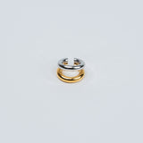 Ear Cuff mit zwei Ringen Edelstahl Bicolor Silber Gold von vorne