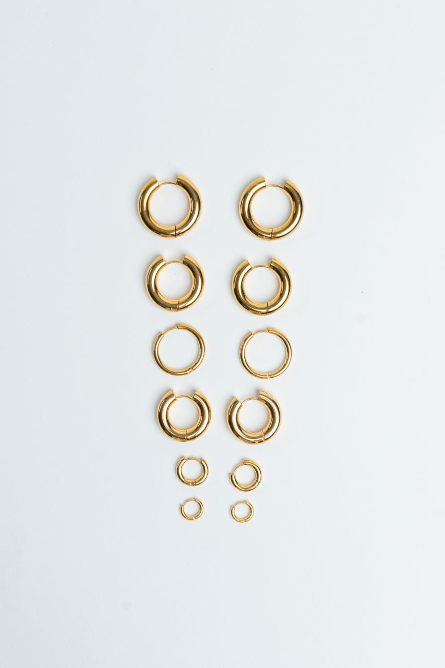 Hoops Basic Ohrring Ultra Klein Gold ohne Model