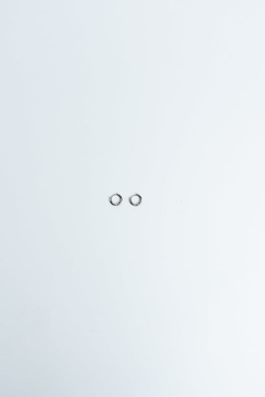 Hoops Basic Ohrring Klein Silber Plain